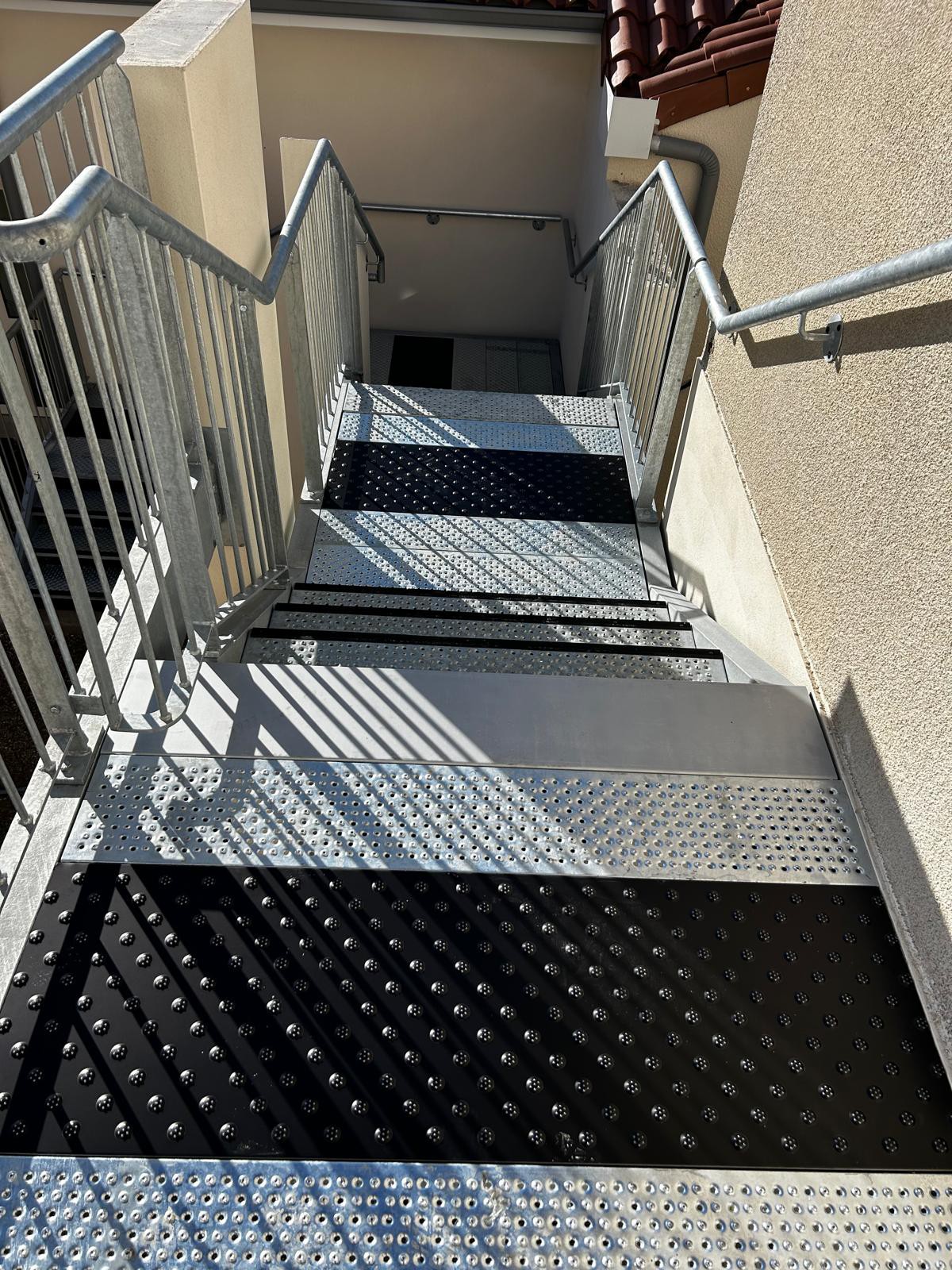 escalier-ecole-davezieux