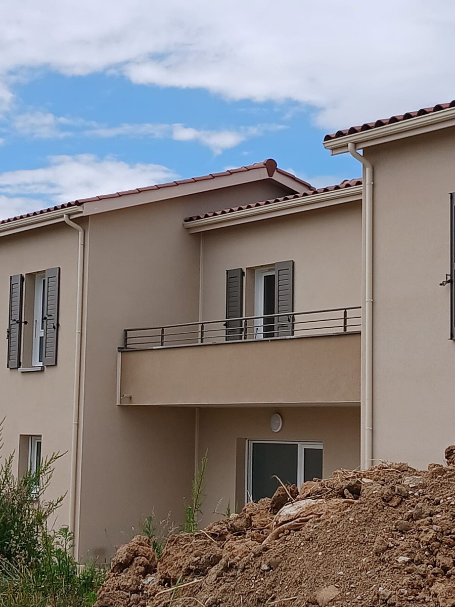 garde-corps maison à étage programme immobilier