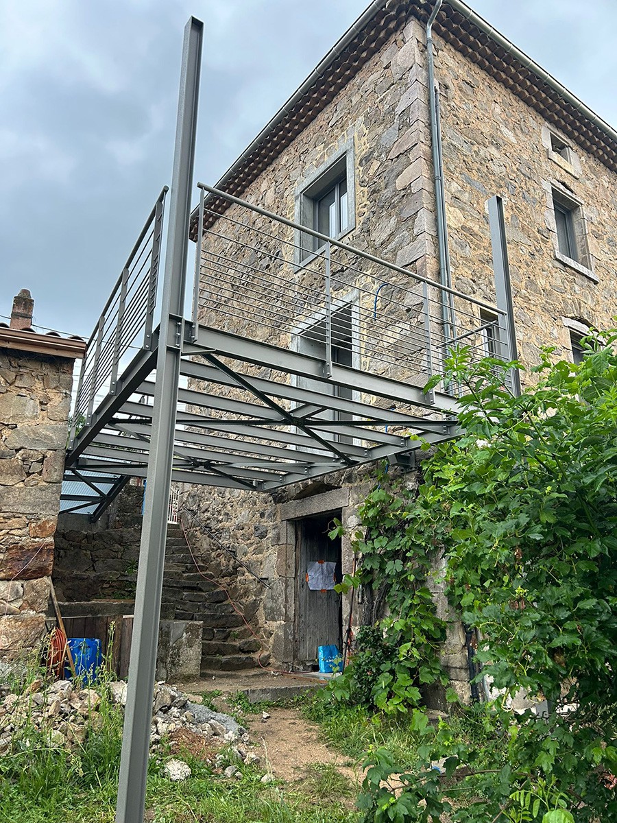 terrasse en l'air accès étage maison