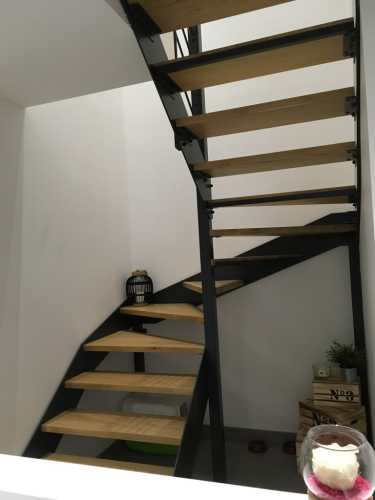 escalier-limon-lateral-bois.jpg